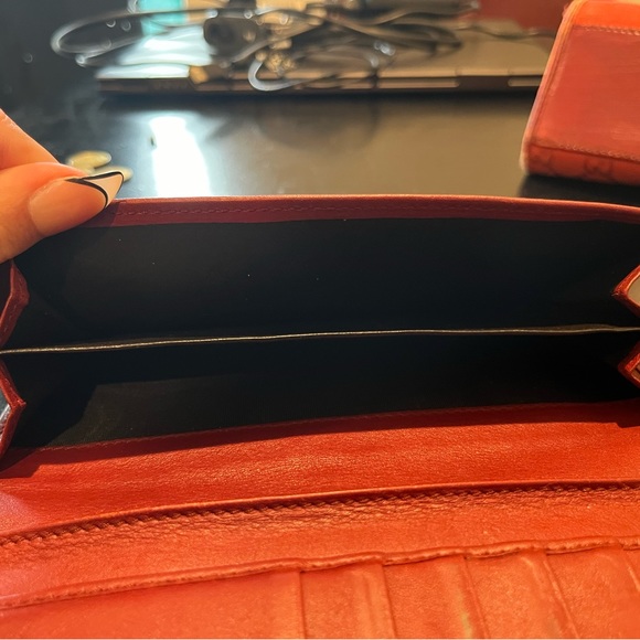 Red Long Guccissima Heart Snap Leather Wallet Bifold Monogram Leather Gold - Picture 9 of 11